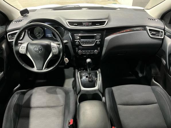 Nissan Qashqai II с пробегом 2015 года, цена 1 450 000 рублей, 127443 км, внедорожник, Автокод Объявления