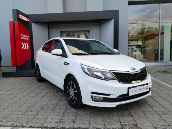 Kia Rio III Рестайлинг с пробегом 2016 года, цена 931 964 рубля, 124000 км, седан, Автокод Объявления