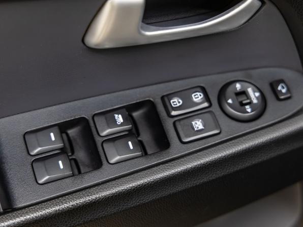 Kia Sportage III с пробегом 2012 года, цена 1 418 000 рублей, 192602 км, внедорожник, Автокод Объявления