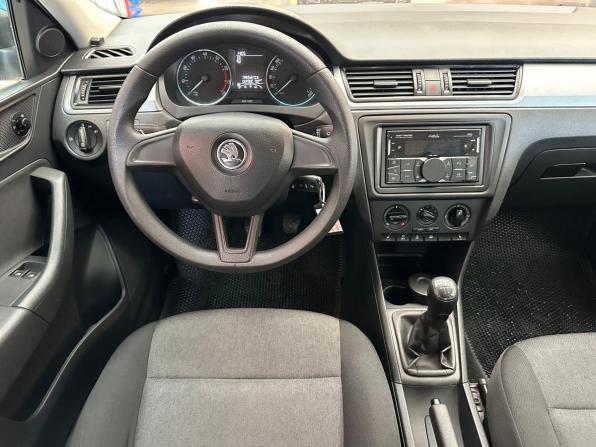 Skoda Rapid I с пробегом 2016 года, цена 990 000 рублей, 106000 км, лифтбек, Автокод Объявления