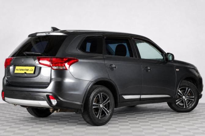 Mitsubishi Outlander III Рестайлинг с пробегом 2018 года, цена 1 729 000 рублей, 184000 км, внедорожник, Автокод Объявления