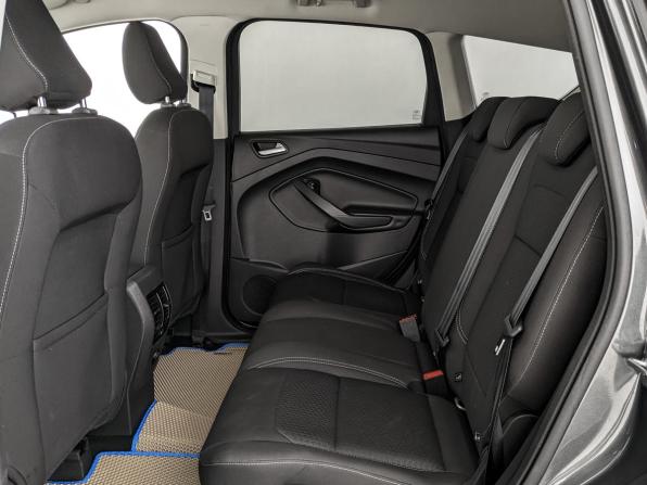 Ford Kuga II Рестайлинг с пробегом 2018 года, цена 1 725 000 рублей, 71957 км, внедорожник, Автокод Объявления
