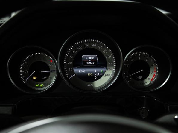 Mercedes-Benz E-Класс IV (W212 S212 C207) Рестайлинг с пробегом 2013 года, цена 2 069 700 рублей, 108299 км, седан, Автокод Объявления