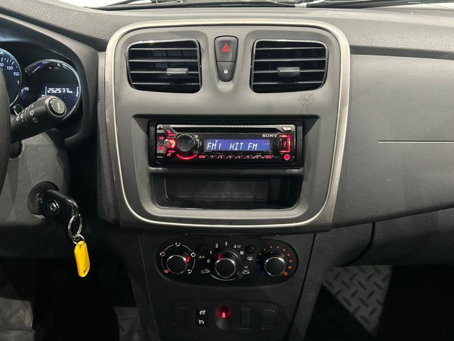 Renault Sandero II Санкт-Петербург  - изображение 18
