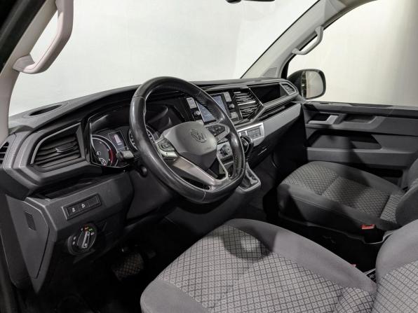 Volkswagen Multivan T6 Рестайлинг с пробегом 2021 года, цена 6 195 000 рублей, 68484 км, минивэн, Автокод Объявления