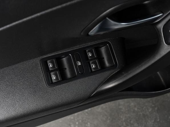 Volkswagen Polo V Рестайлинг с пробегом 2020 года, цена 1 575 000 рублей, 76249 км, седан, Автокод Объявления