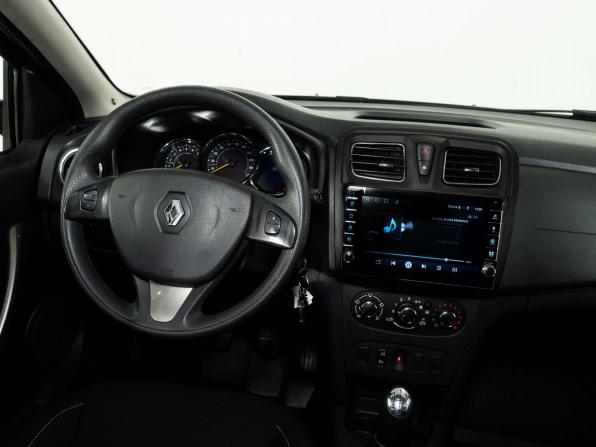 Renault Sandero II с пробегом 2017 года, цена 998 000 рублей, 126200 км, хэтчбек, Автокод Объявления