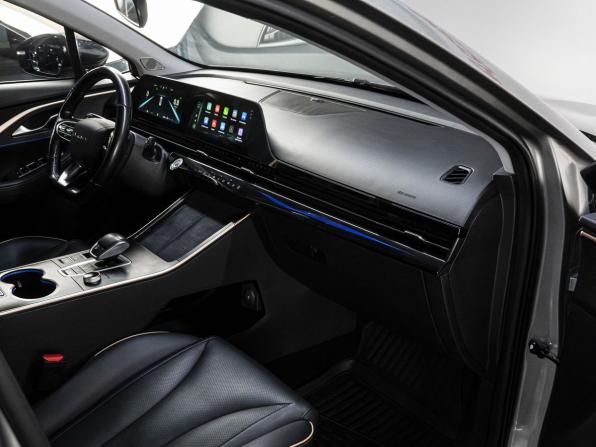 Omoda C5 I с пробегом 2022 года, цена 1 550 000 рублей, 62996 км, внедорожник, Автокод Объявления