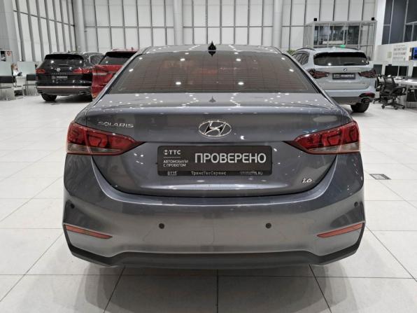 Hyundai Solaris II с пробегом 2018 года, цена 1 350 000 рублей, 129000 км, седан, Автокод Объявления