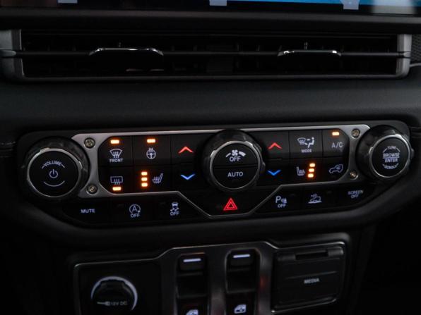 Jeep Wrangler IV (JL) Рестайлинг с пробегом 2025 года, цена 8 989 999 рублей, 50 км, внедорожник, Автокод Объявления