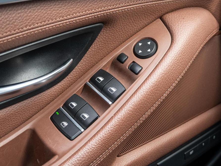BMW 5 серии VI (F10/F11/F07) Рестайлинг Краснодар  - изображение 23