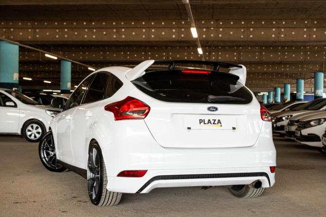 Ford Focus III Рестайлинг с пробегом 2015 года, цена 1 099 000 рублей, 146714 км, хэтчбек, Автокод Объявления