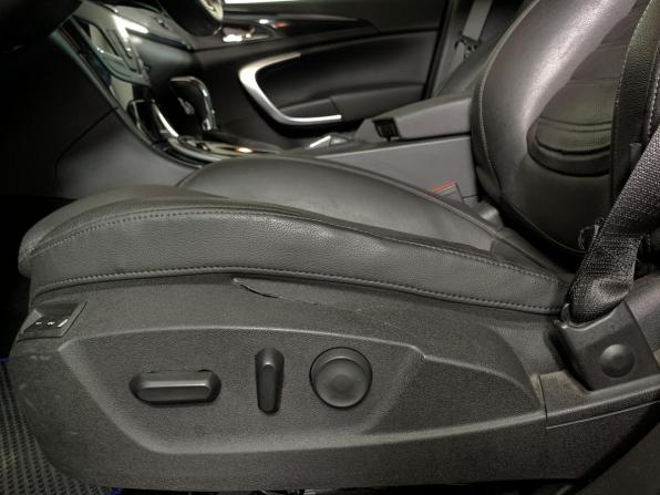 Opel Insignia I Рестайлинг с пробегом 2013 года, цена 850 000 рублей, 175500 км, лифтбек, Автокод Объявления