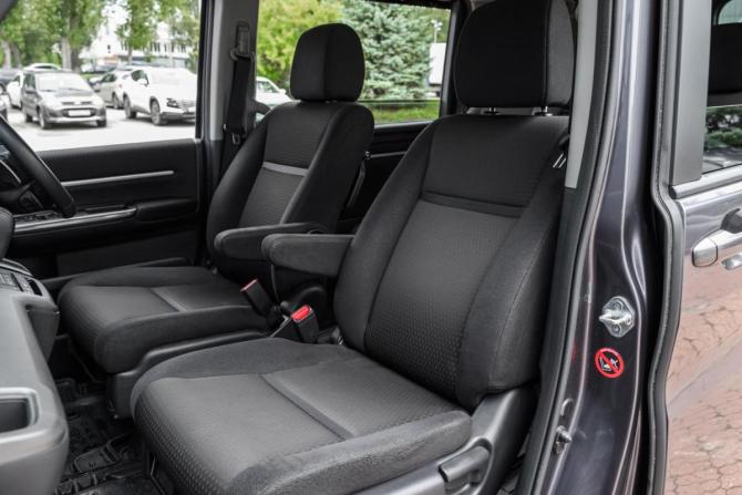 Honda Stepwgn V Рестайлинг с пробегом 2021 года, цена 2 939 000 рублей, 39277 км, минивэн, Автокод Объявления