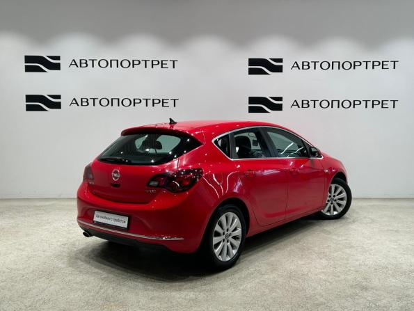 Opel Astra J Рестайлинг с пробегом 2015 года, цена 899 000 рублей, 115000 км, хэтчбек, Автокод Объявления