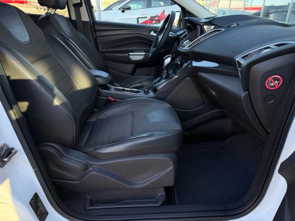Ford Kuga II с пробегом 2013 года, цена 999 000 рублей, 215000 км, внедорожник, Автокод Объявления