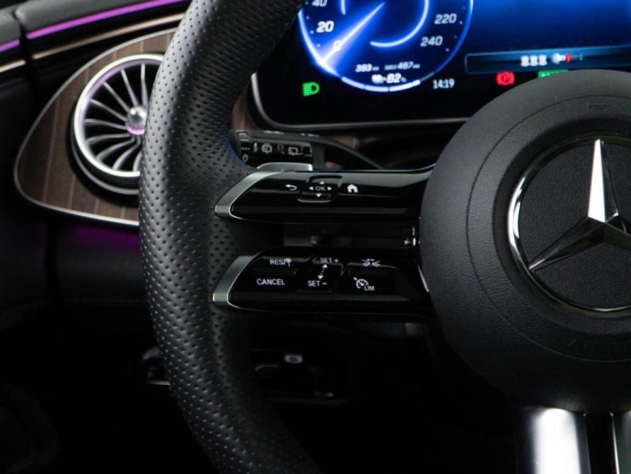 Mercedes-Benz EQE SUV Москва  - изображение 14