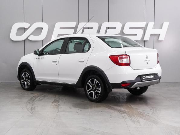 Renault Logan II Рестайлинг с пробегом 2022 года, цена 1 299 000 рублей, 49709 км, седан, Автокод Объявления