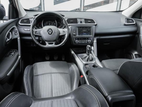 Renault Kadjar I с пробегом 2016 года, цена 1 297 999 рублей, 256765 км, внедорожник, Автокод Объявления