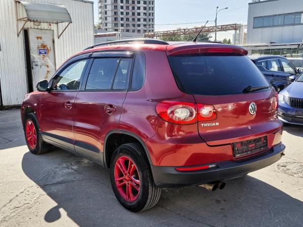 Volkswagen Tiguan I с пробегом 2011 года, цена 729 000 рублей, 261269 км, внедорожник, Автокод Объявления