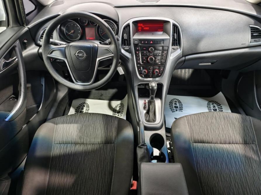 Opel Astra J Рестайлинг Курск  - изображение 8