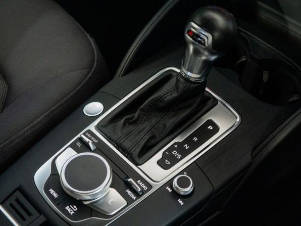Audi A3 III (8V) Рестайлинг с пробегом 2019 года, цена 1 500 000 рублей, 57138 км, хэтчбек, Автокод Объявления