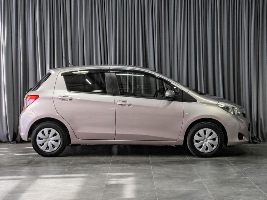 Toyota Vitz III (XP130) Тюмень  - изображение 5