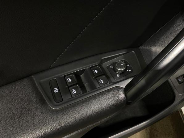 Volkswagen Tiguan II с пробегом 2020 года, цена 3 000 000 рублей, 162574 км, внедорожник, Автокод Объявления