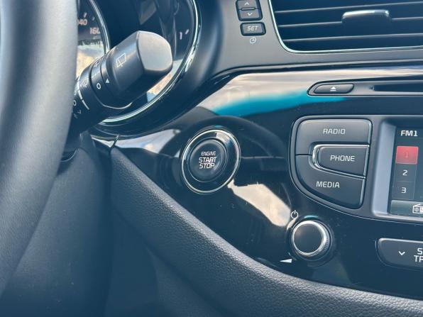 Kia Ceed II с пробегом 2013 года, цена 920 000 рублей, 210000 км, хэтчбек, Автокод Объявления