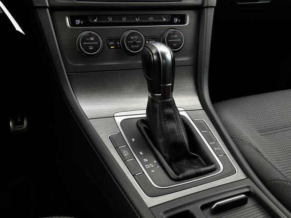 Volkswagen Golf VII с пробегом 2013 года, цена 1 495 500 рублей, 118674 км, хэтчбек, Автокод Объявления