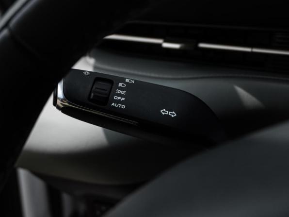 Changan Lamore с пробегом 2023 года, цена 1 989 500 рублей, 25344 км, седан, Автокод Объявления