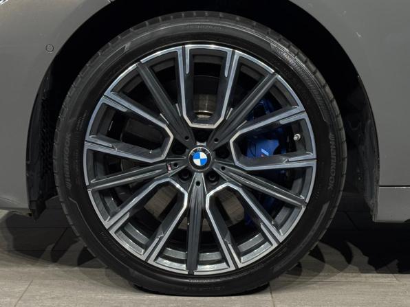 BMW 7 серии VI (G11/G12) Рестайлинг с пробегом 2019 года, цена 5 490 000 рублей, 98316 км, седан, Автокод Объявления