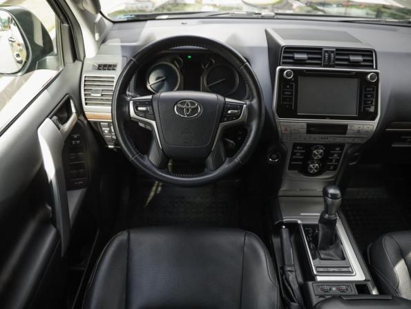 Toyota Land Cruiser Prado 150 Series Рестайлинг 2 с пробегом 2018 года, цена 5 399 000 рублей, 118301 км, внедорожник, Автокод Объявления