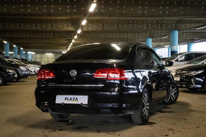 Volkswagen Passat B7 с пробегом 2011 года, цена 999 000 рублей, 238460 км, седан, Автокод Объявления