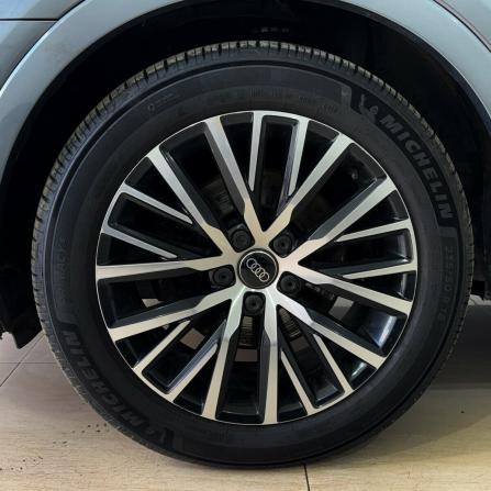 Audi Q3 I (8U) с пробегом 2012 года, цена 1 300 000 рублей, 263458 км, внедорожник, Автокод Объявления