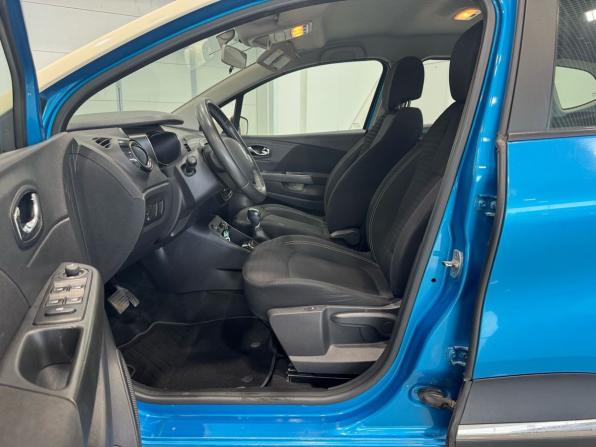 Renault Kaptur I с пробегом 2016 года, цена 1 195 000 рублей, 107910 км, внедорожник, Автокод Объявления