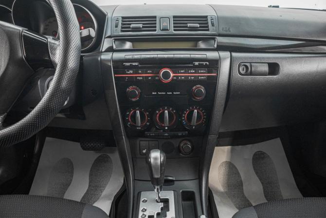 Mazda 3 I (BK) Рестайлинг с пробегом 2008 года, цена 749 000 рублей, 260000 км, седан, Автокод Объявления