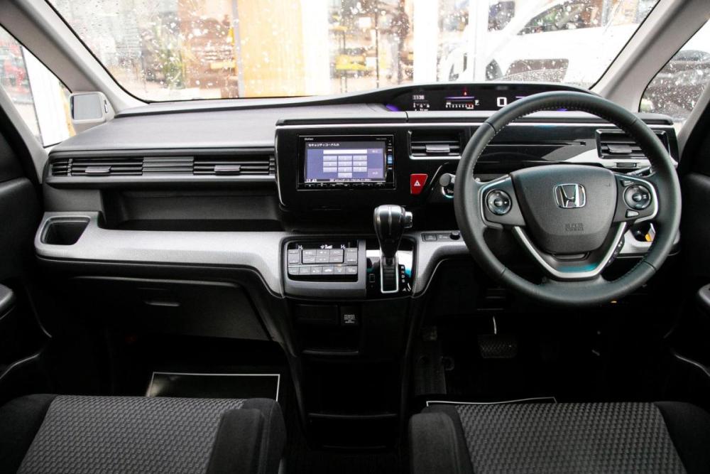 Honda Stepwgn V Иркутск  - изображение 14