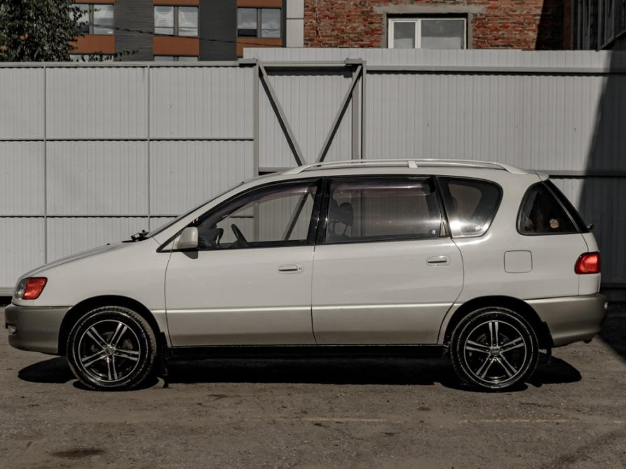 Toyota Ipsum I (M10) Екатеринбург  - изображение 8