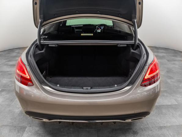 Mercedes-Benz C-Класс IV (W205) Рестайлинг с пробегом 2018 года, цена 2 700 000 рублей, 73434 км, седан, Автокод Объявления