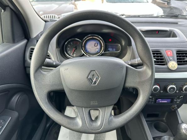 Renault Fluence I Рестайлинг с пробегом 2014 года, цена 899 000 рублей, 103000 км, седан, Автокод Объявления