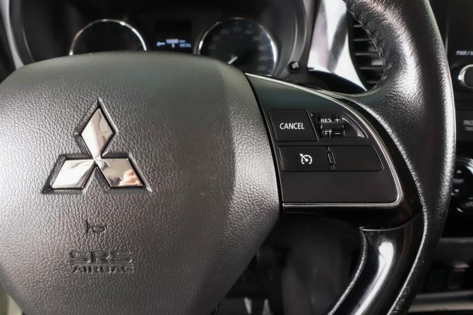 Mitsubishi Outlander III Рестайлинг 2 с пробегом 2017 года, цена 1 759 000 рублей, 163967 км, внедорожник, Автокод Объявления