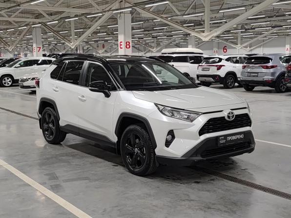 Toyota RAV4 V (XA50) с пробегом 2021 года, цена 3 050 000 рублей, 117114 км, внедорожник, Автокод Объявления