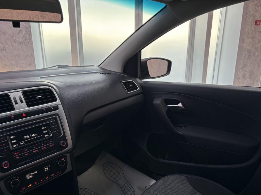 Volkswagen Polo V Рестайлинг Ярославль  - изображение 26