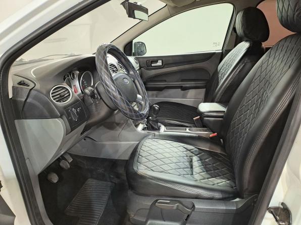 Ford Focus II Рестайлинг с пробегом 2008 года, цена 349 000 рублей, 221840 км, универсал, Автокод Объявления