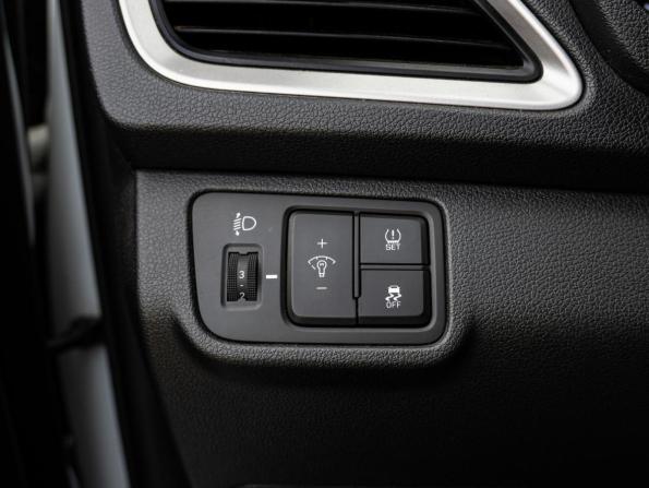 Hyundai Solaris II с пробегом 2018 года, цена 1 357 000 рублей, 188849 км, седан, Автокод Объявления