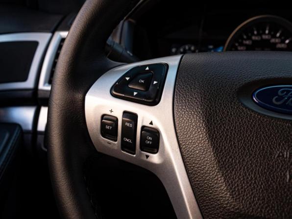 Ford Explorer V с пробегом 2013 года, цена 1 560 000 рублей, 306659 км, внедорожник, Автокод Объявления