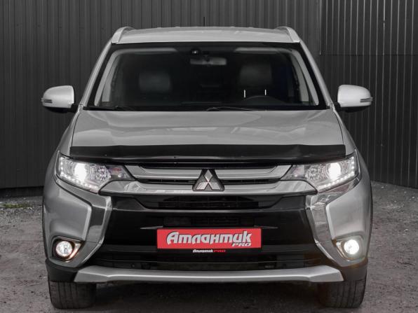Mitsubishi Outlander III Рестайлинг 2 с пробегом 2016 года, цена 1 999 000 рублей, 171157 км, внедорожник, Автокод Объявления