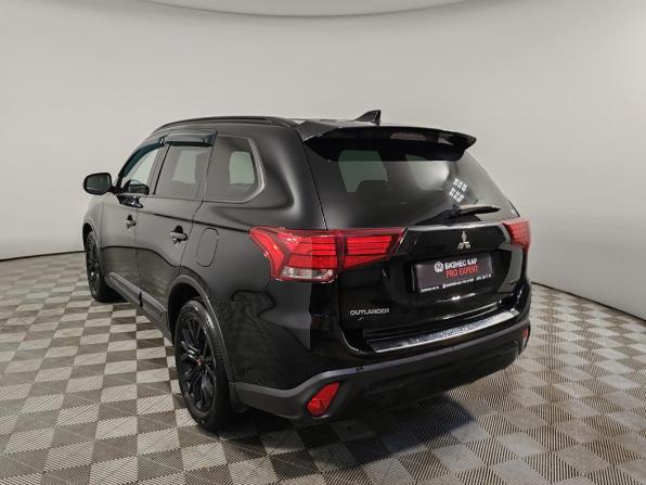 Mitsubishi Outlander III Рестайлинг 3 с пробегом 2021 года, цена 1 899 000 рублей, 191851 км, внедорожник, Автокод Объявления