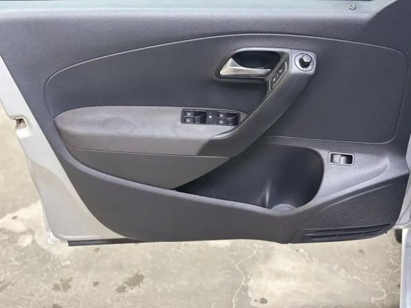 Volkswagen Polo V с пробегом 2011 года, цена 617 000 рублей, 140000 км, седан, Автокод Объявления